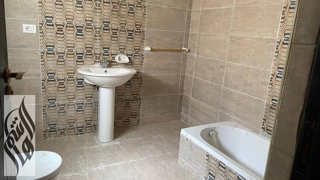 4 IMG-20251015-WA0246. jpg