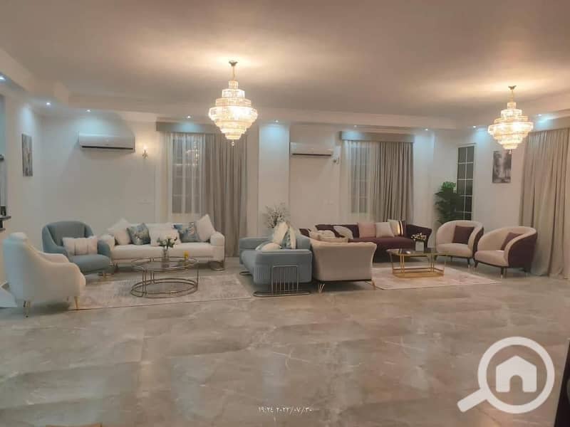 4 2e5bf2fd-2937-4cd3-89f6-aae9349d02ad. jpg