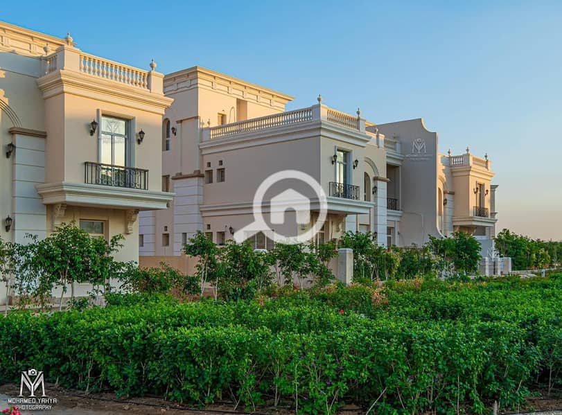 10 0bc1ce05-4353-40d0-8f7f-0ebe071d3860. jpg