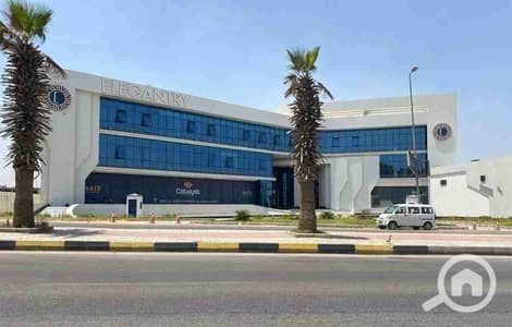عيادة  للبيع في القاهرة الجديدة، القاهرة - IMG-20240326-WA0000. jpg