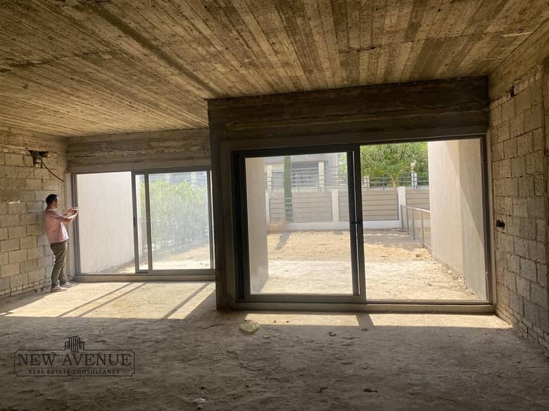 8 WhatsApp Image 2025-10-15 at 3.27. 27 PM (2). jpeg