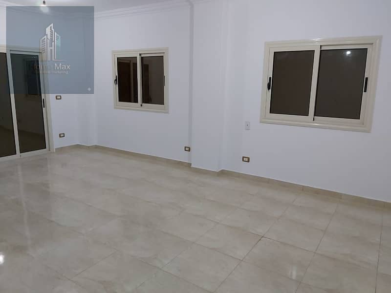 5 WhatsApp Image 2025-09-18 at 14.35. 34_1035928b. jpg