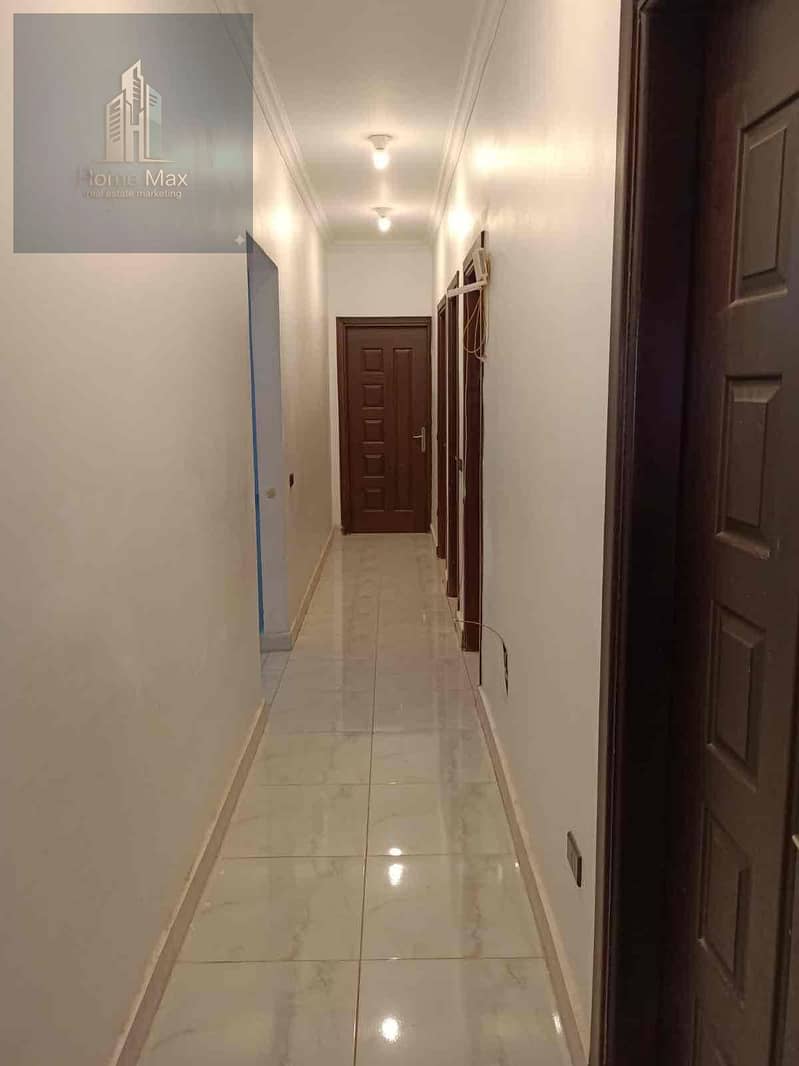 6 aeae56c4-8117-40f9-bdd4-4245bc735b10. jpg