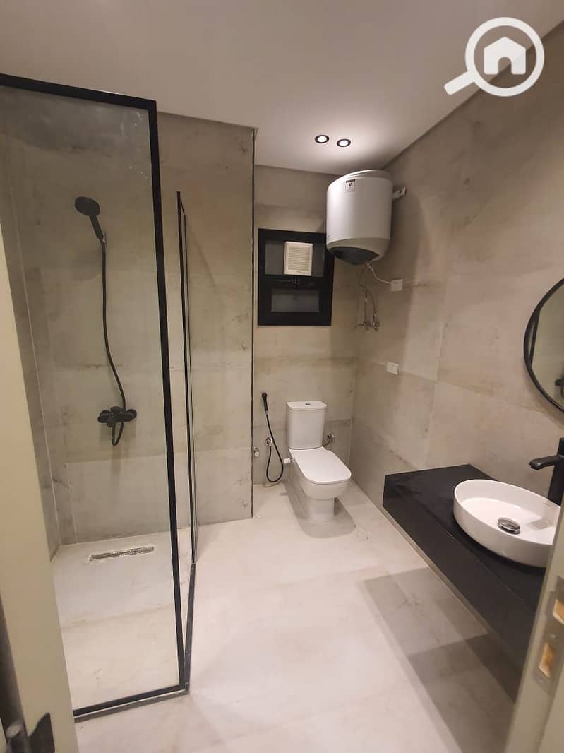 8 WhatsApp Image 2025-10-15 at 11.28. 11 AM (1). jpeg