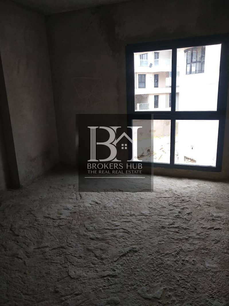 20 WhatsApp Image 2025-10-08 at 3.52. 32 PM (2). jpeg