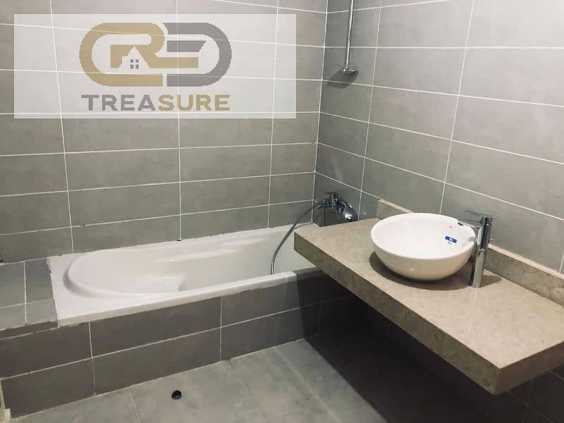 12 WhatsApp Image 2025-10-15 at 1.59. 53 PM (3). jpg