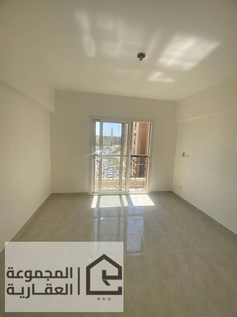 4 4d419cba-b6de-4a30-9d12-612cd107754b. jpg