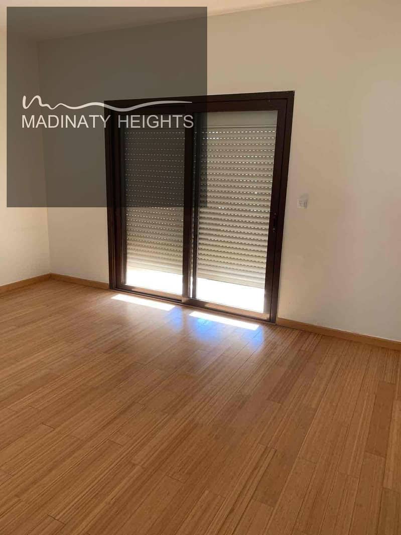 6 87fafbdd-e8a5-4cbf-a94a-d0e97948a2ff. jpg