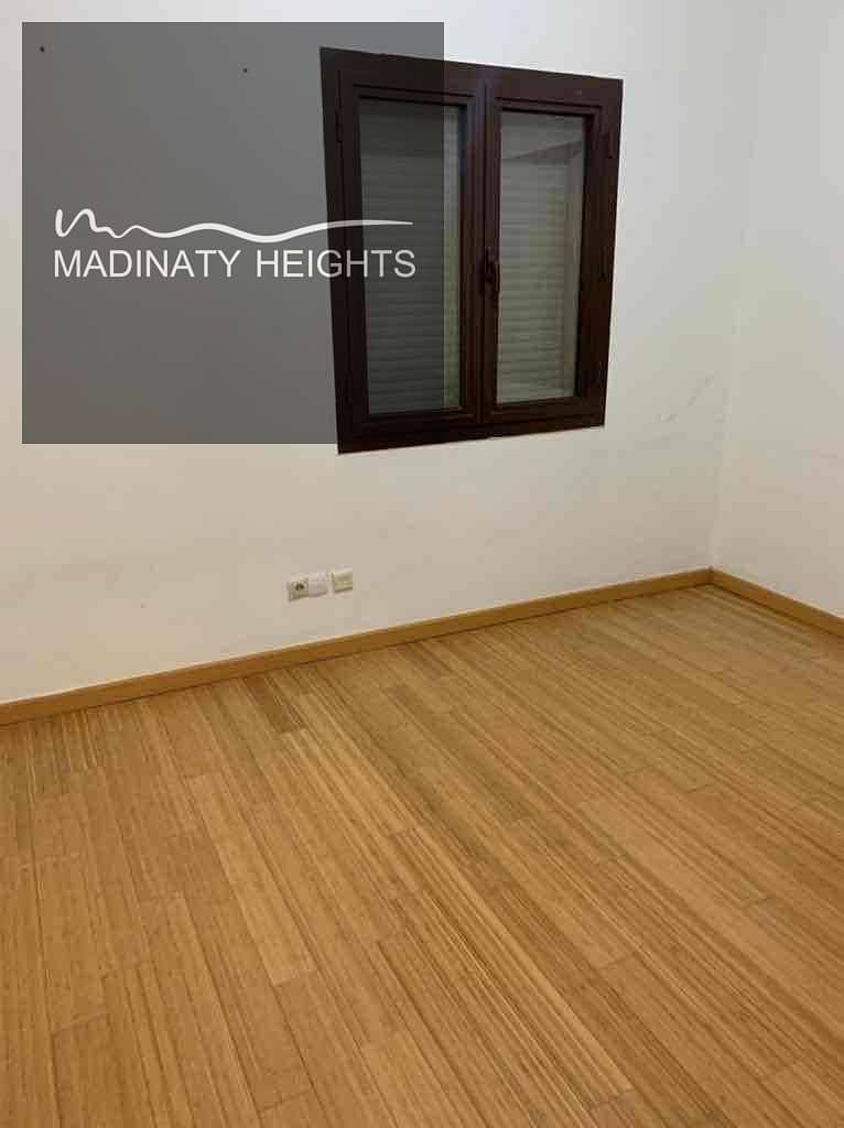 9 5517ec98-a511-4cee-aeba-538b3c6c78a4. jpg