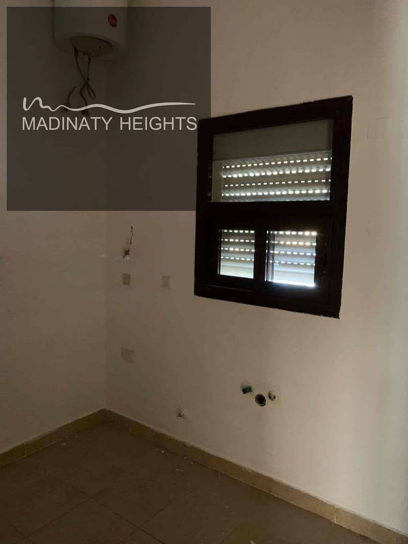 12 64814315-a6dd-41d2-8288-1f860ab7190e. jpg