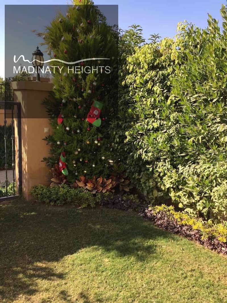 15 23e117c0-c0fc-46e3-ab2a-cc76cbc8f888. jpg