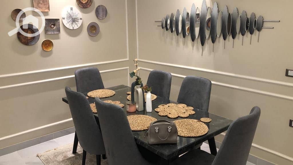 6 e907e2ee-590a-437d-9b84-0a603a8a4878. jpeg