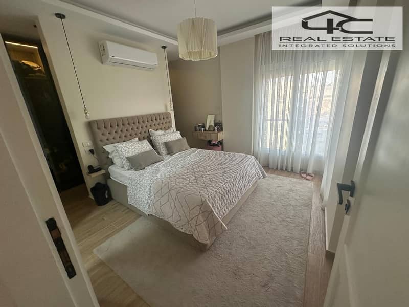 8 WhatsApp Image 2025-10-15 at 04.41. 37 (1). jpeg