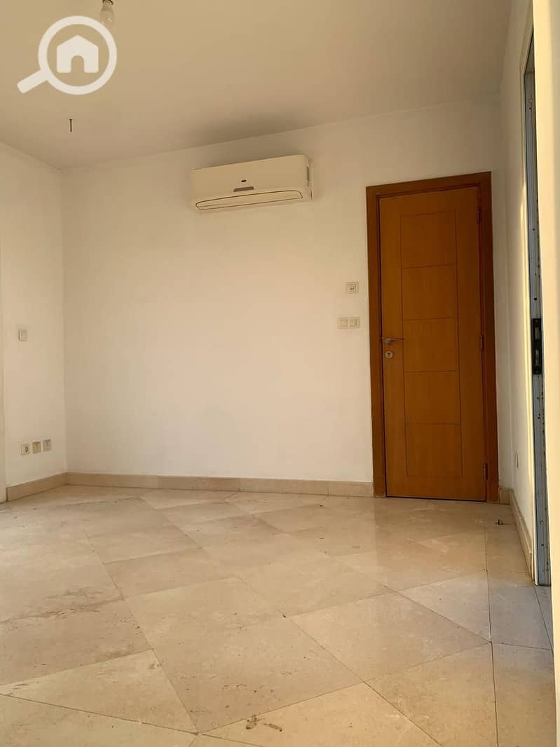 12 WhatsApp Image 2025-03-23 at 5.51. 11 PM. jpeg