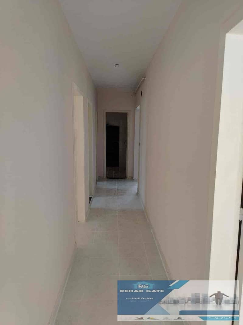 10 e507710c-043c-48ca-8740-5a7e065b4d18. jpg