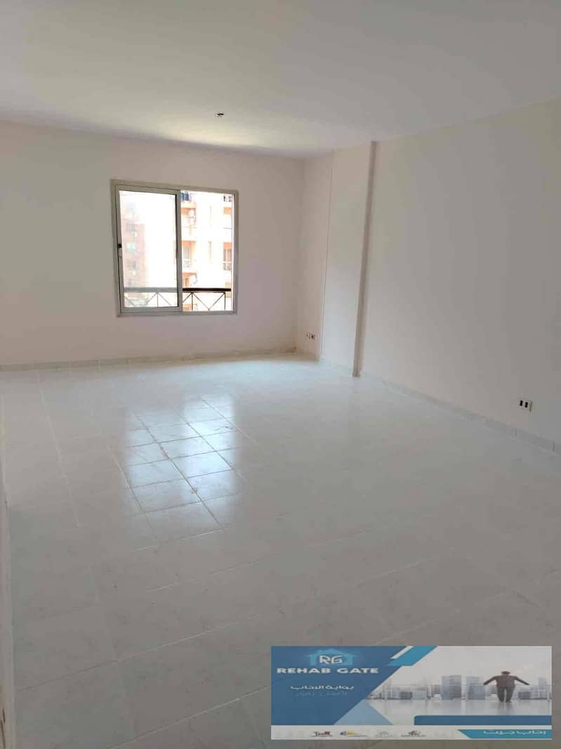 12 89db02f7-4aab-4a9f-ae9e-6ff4f79f6d21. jpg