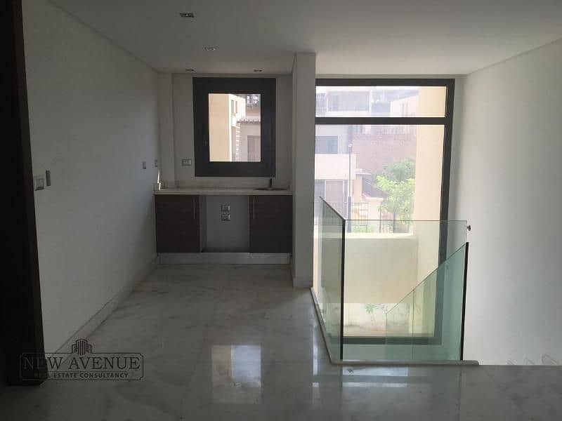 8 WhatsApp Image 2025-09-24 at 6.08. 48 PM. jpg