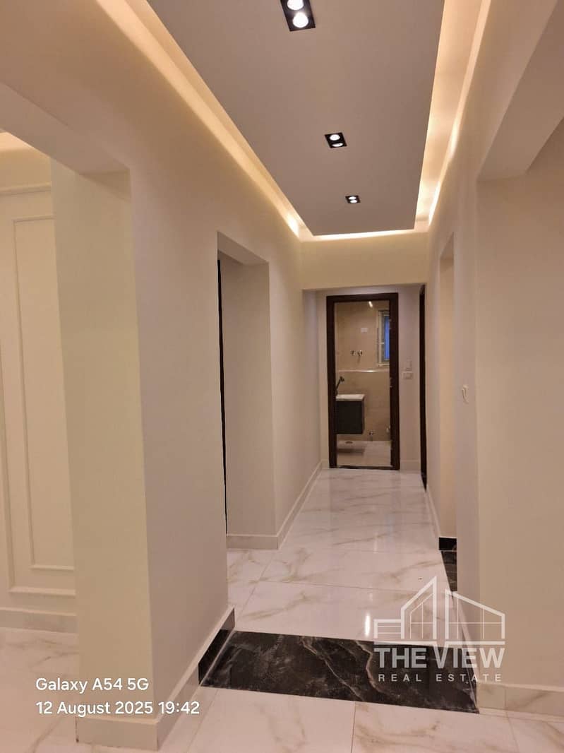 5 WhatsApp Image 2025-08-18 at 21.44. 01_d5b37f66. jpg