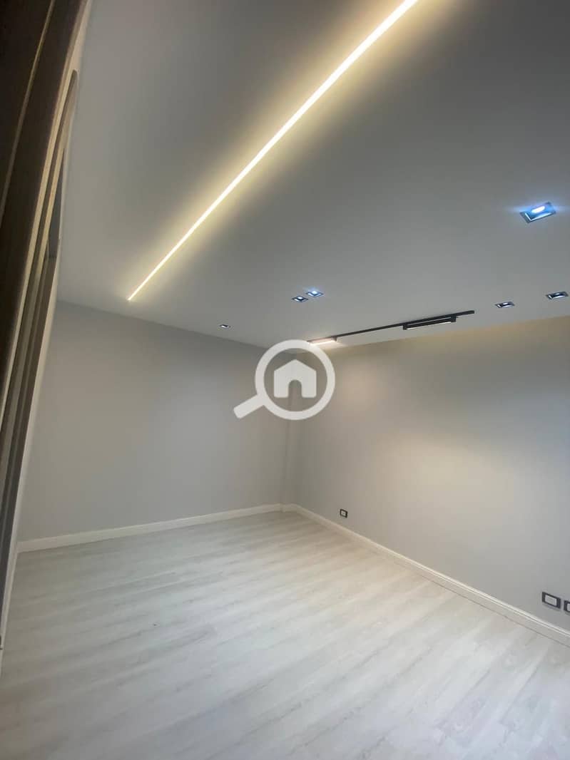 7 WhatsApp Image 2025-10-14 at 7.13. 41 PM. jpeg