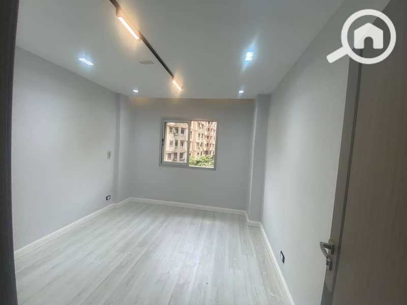 8 WhatsApp Image 2025-10-14 at 7.13. 41 PM (1). jpeg