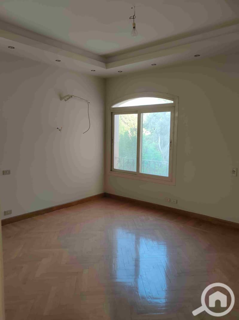 4 1000276843. jpg