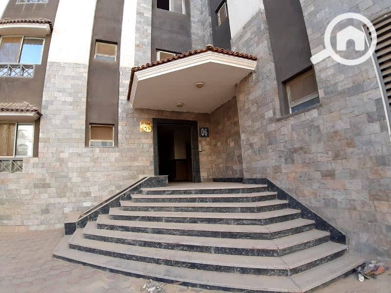 فيلا ١٠٠٠م للايجار بالزمالك تصلح استثمار