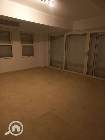 Office for Rent in Zamalek, Cairo - مكتب ٤٠٠م ادارى الترا سوبر لوكس مكيف بكامل