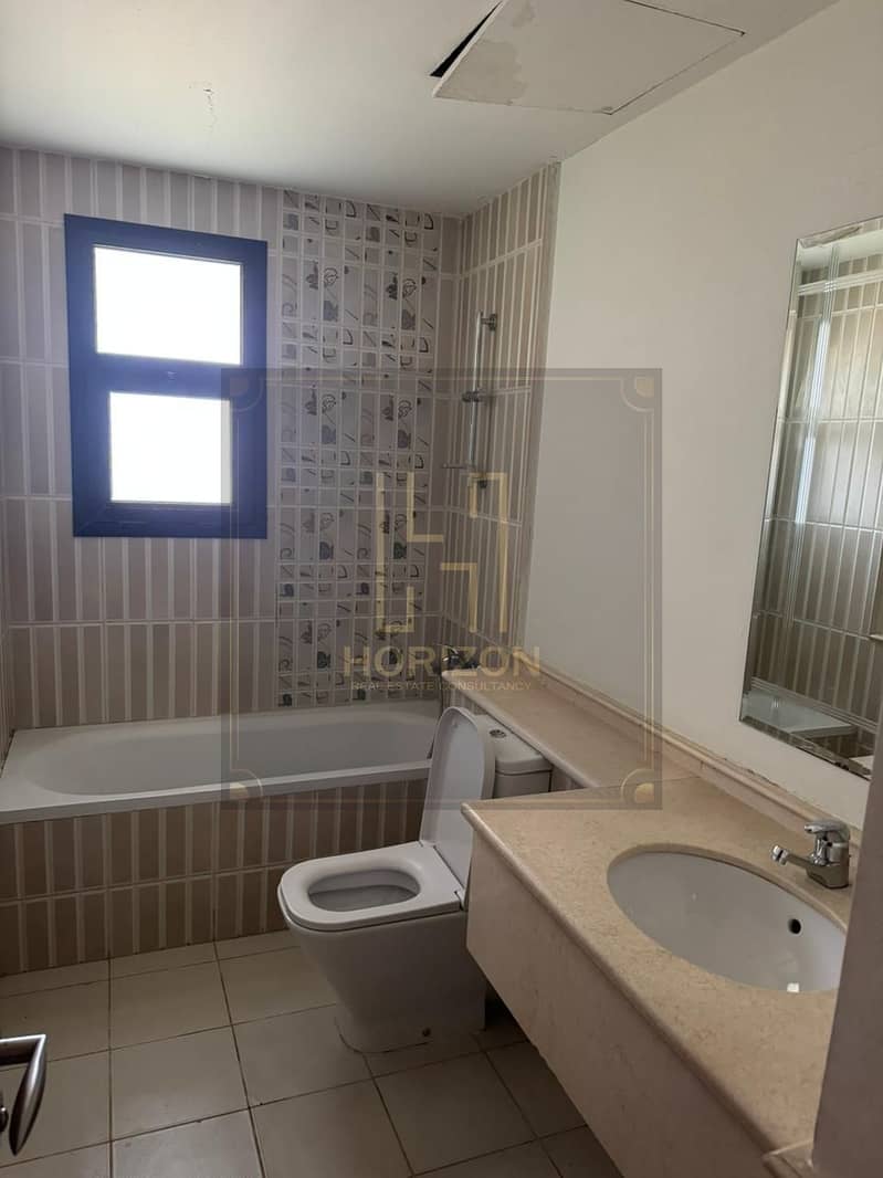 8 WhatsApp Image 2025-10-08 at 9.11. 42 PM. jpeg