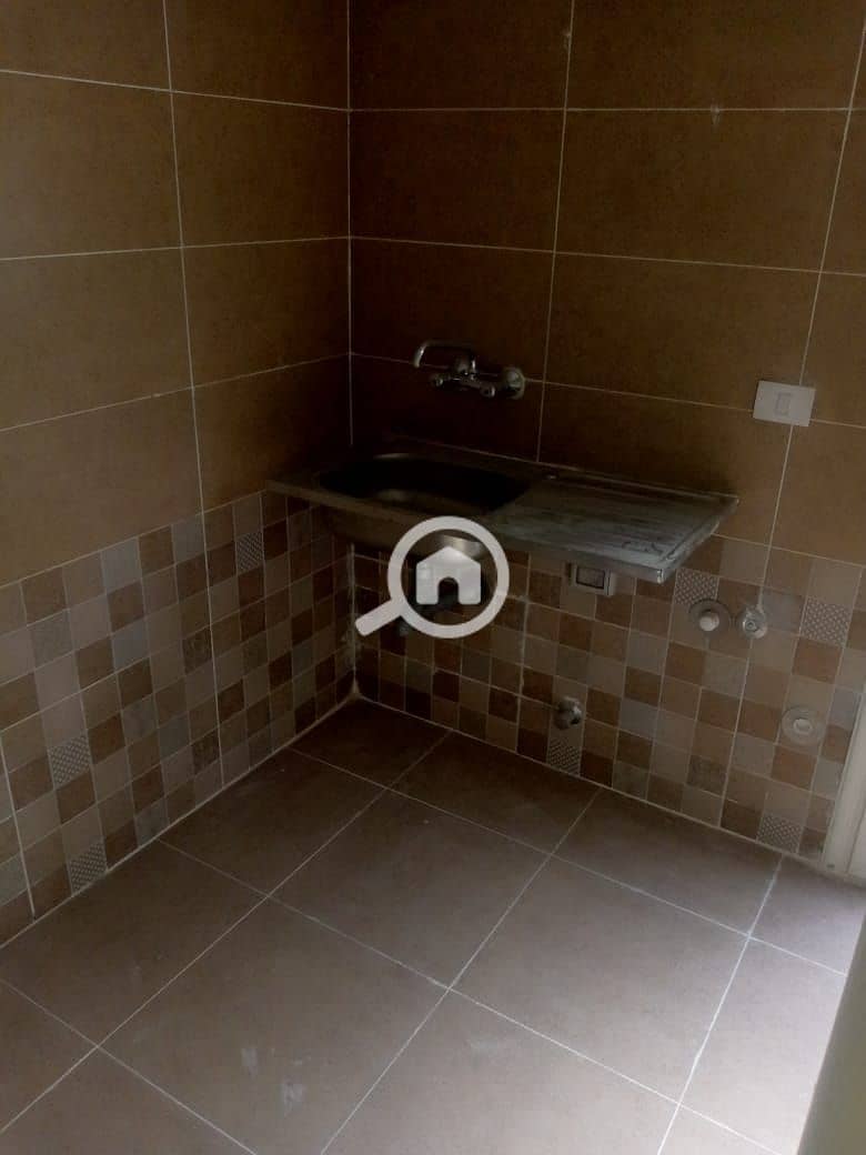 4 0fea2a6c-ca4c-4ba1-9a9a-22004bc37b48. jpg