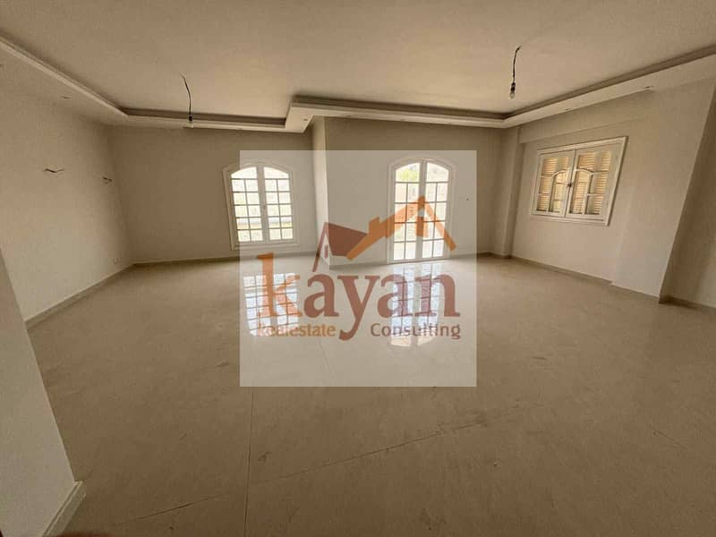 2 721e17ec-dcac-4d30-a6d7-e0c5334ec584. jpg