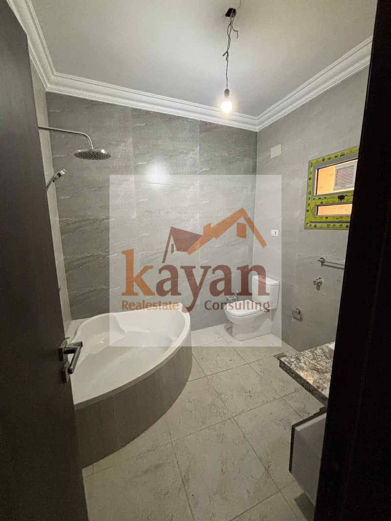 13 e26b3d82-c62d-486c-b2e1-9862a768567f. jpg