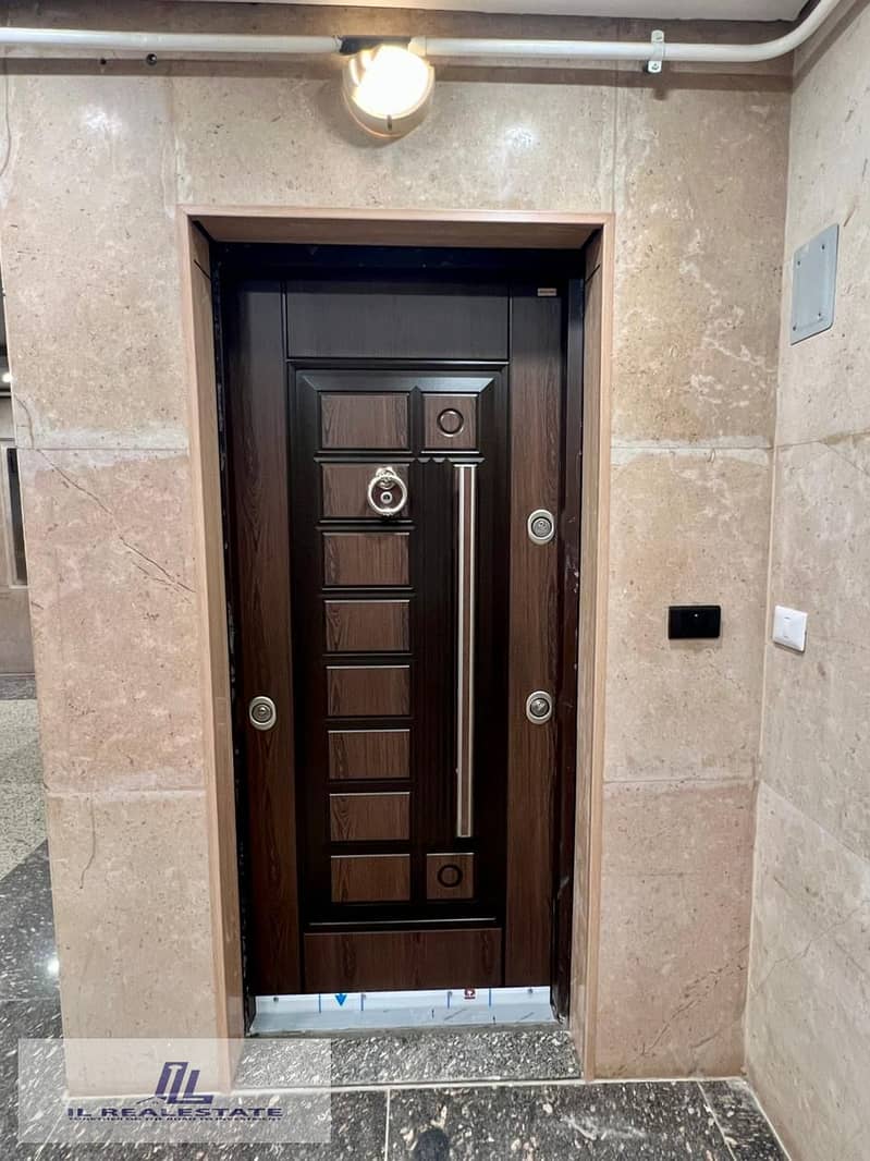 4 WhatsApp Image 2025-10-01 at 11.59. 59 AM. jpeg