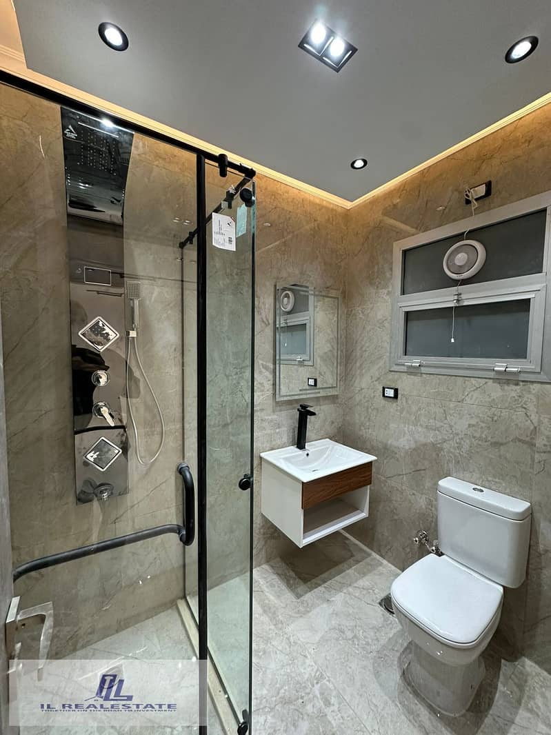 5 WhatsApp Image 2025-10-14 at 7.05. 16 PM (2). jpeg