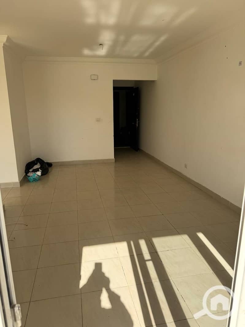 3 ef326567-8006-4663-97a1-5fefb213ecd7. jpeg