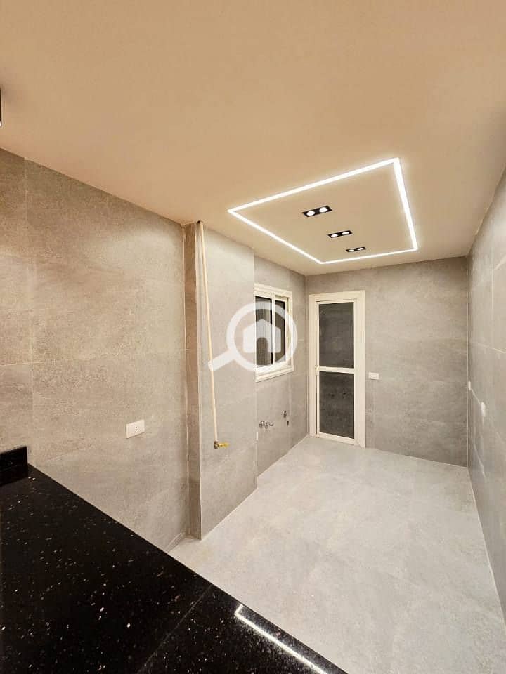 8 565349437_122133904778945819_2768568997603827959_n. jpg