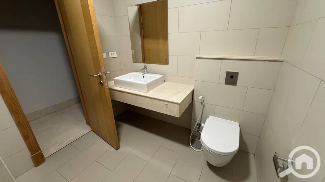 7 WhatsApp Image 2025-10-16 at 12.09. 42 PM (2). jpeg