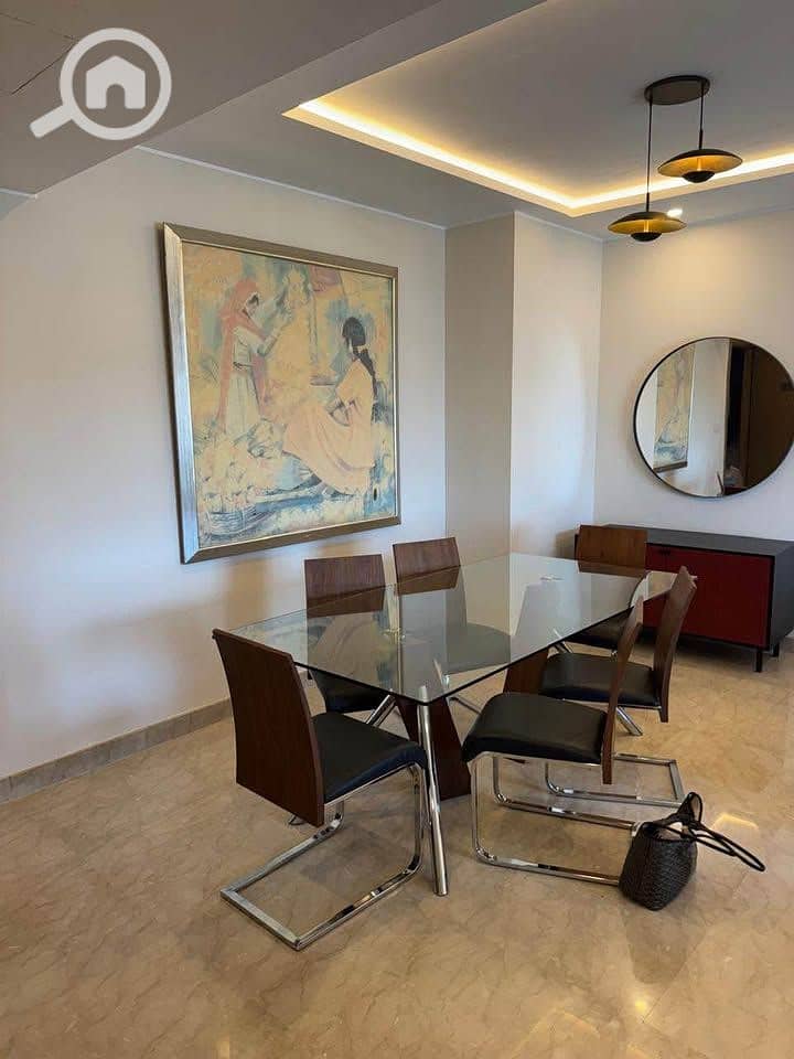 16 ebf507e3-a917-4d0f-9190-4813920dc604. jpg