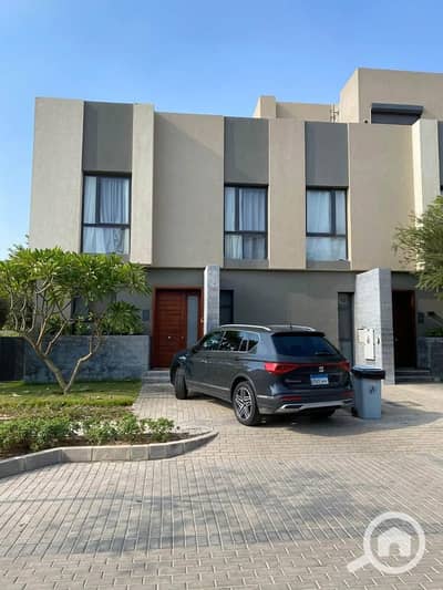 4 Bedroom Townhouse for Sale in Shorouk City, Cairo - 489372894_2585109228499789_9130159437712301770_n. jpg