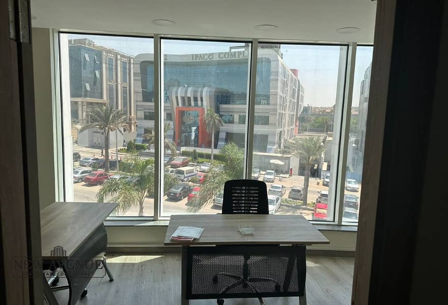 2 e3b3bdc3-bd80-453f-b241-9c3772ea8e32. jpg