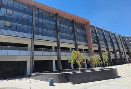 محلات تجارية  للايجار في القاهرة الجديدة، القاهرة - 851eb28e-85a5-4b67-8fab-a696bcbda2a3. jpg