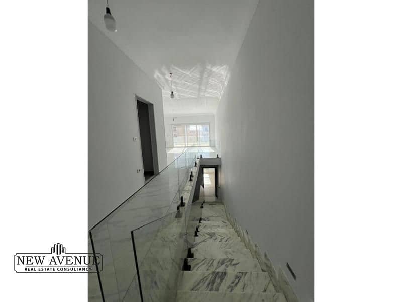 6 WhatsApp Image 2025-10-02 at 4.04. 52 PM (2). jpg