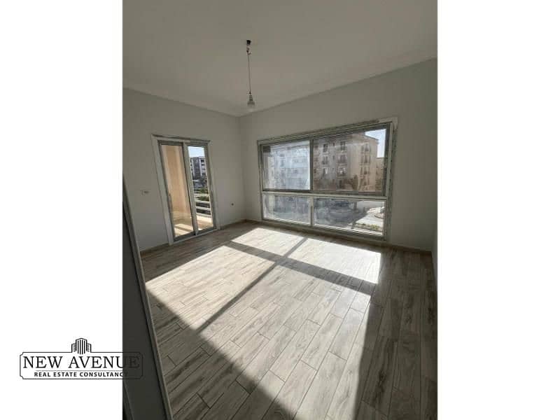 7 WhatsApp Image 2025-10-02 at 4.04. 52 PM (3). jpg