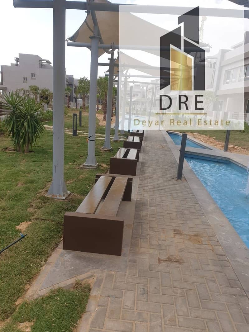 11 d19f6be4-8311-476d-85ee-685cfdb852ac. jpg