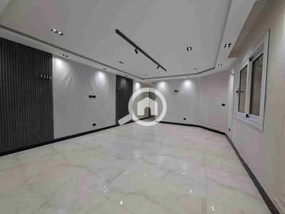شقة 4 غرف نوم للبيع في الزمالك، القاهرة - 1000357369. jpg