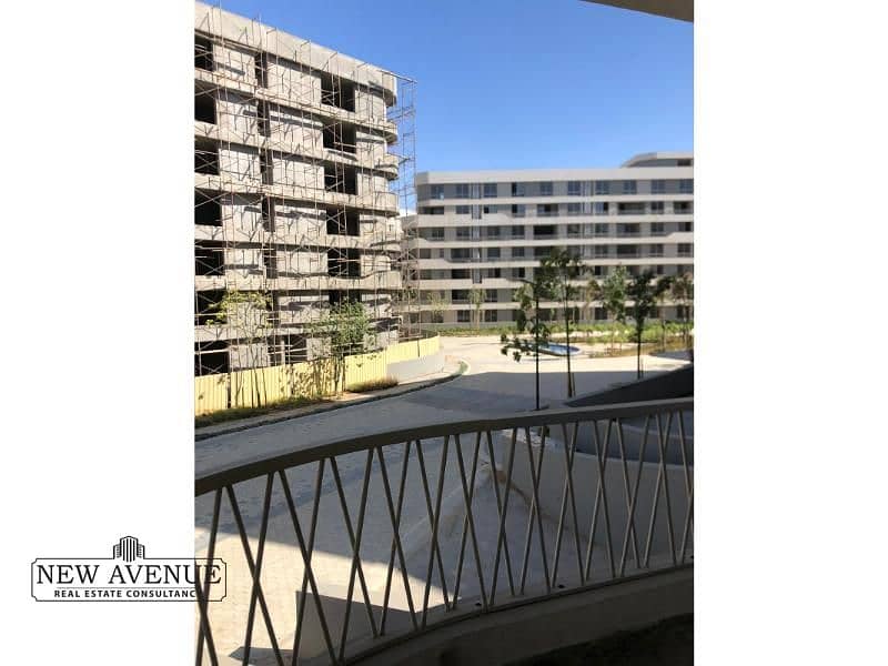 5 WhatsApp Image 2025-10-02 at 5.41. 24 PM (2). jpg