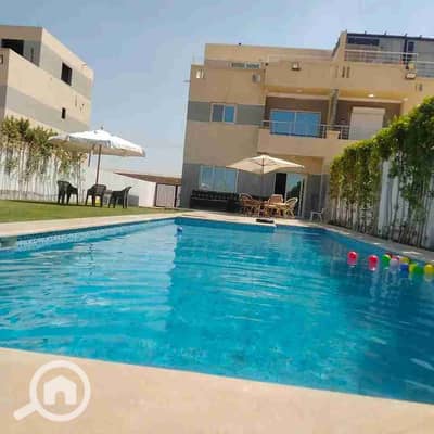 فیلا 3 غرف نوم للايجار في 6 أكتوبر، الجيزة - 1690973961944. jpg