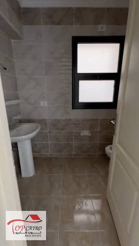 12 WhatsApp Image 2025-10-13 at 3.03. 28 AM (2). jpeg