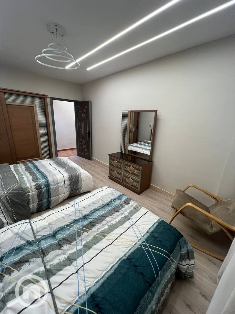 10 102afb0f-b057-48e5-94ec-68ca4fd581fe. jpeg