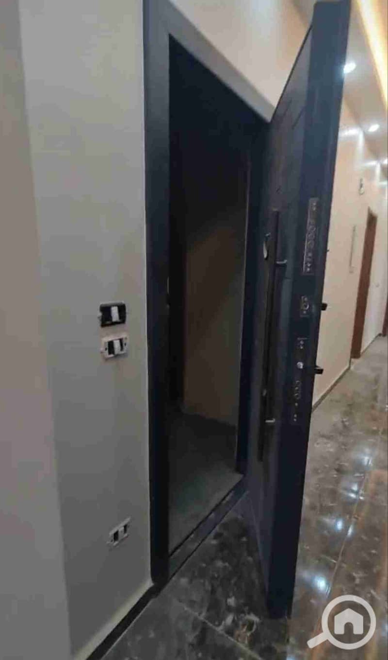 9 ٢٠٢٥١٠١٥_١٤٠٩٢٦. jpg