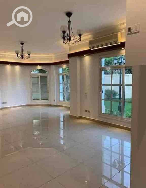 5 15a8f27b-025b-464a-b575-25dc769b621a. jpg